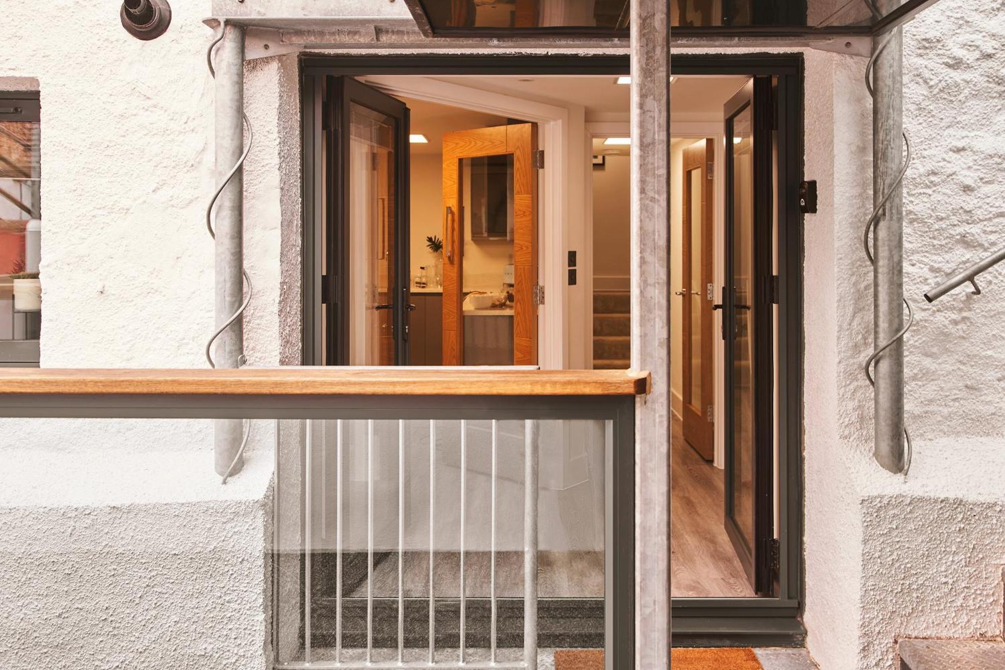 The Moorings - Stylish Duplex Apartment On Torquay Harbourside Kültér fotó